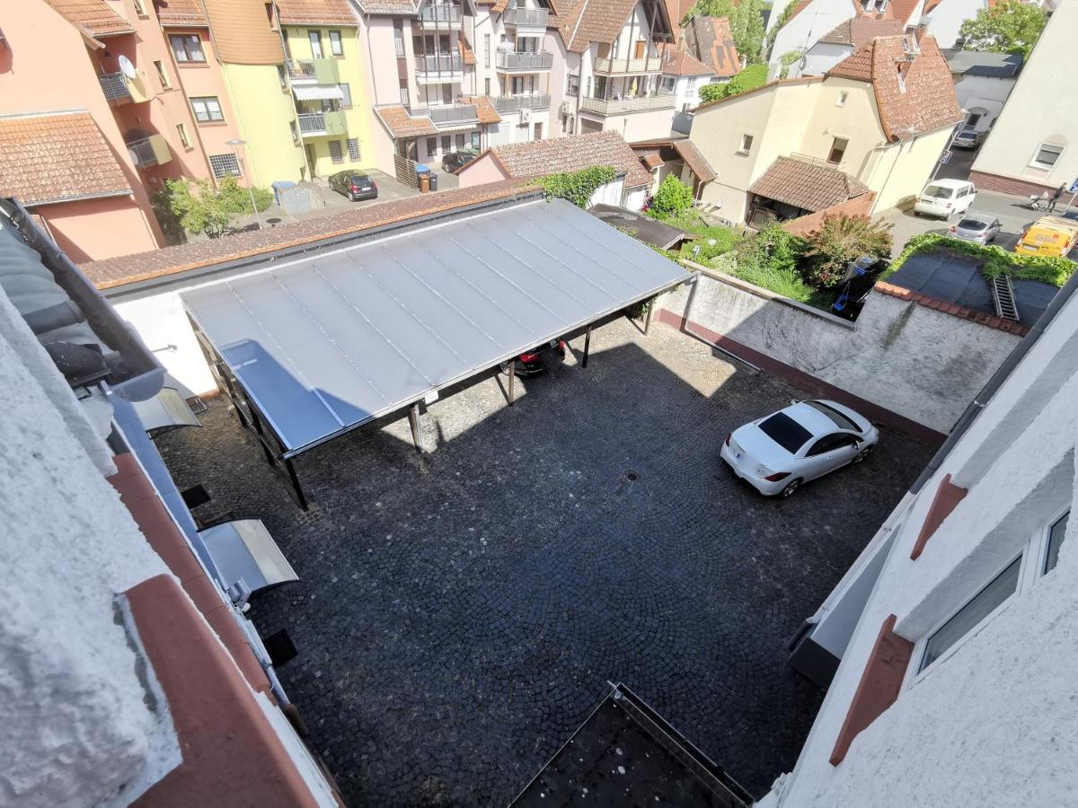 Hotel-Pension Zum Hirsch Hattersheim am Main Exterior foto